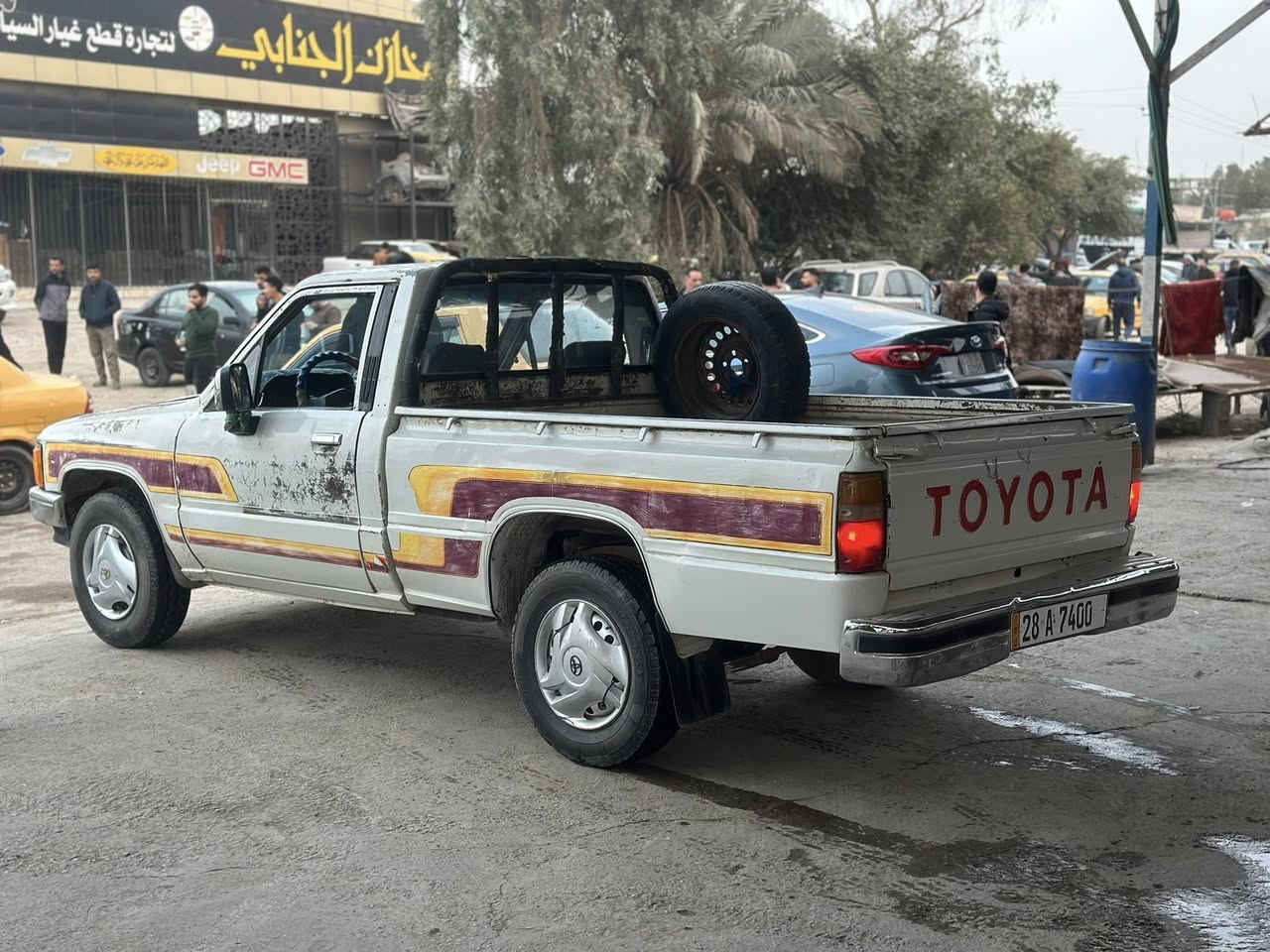 تيوتا هايلكس
السلام عليكم 
موديل 1988
سيارة بلادة
كير و مكينة وكهربائيات كله مكفوله بشرط
سنوية جديده  رقم مميز 
مكانة كربلاء 
***********
