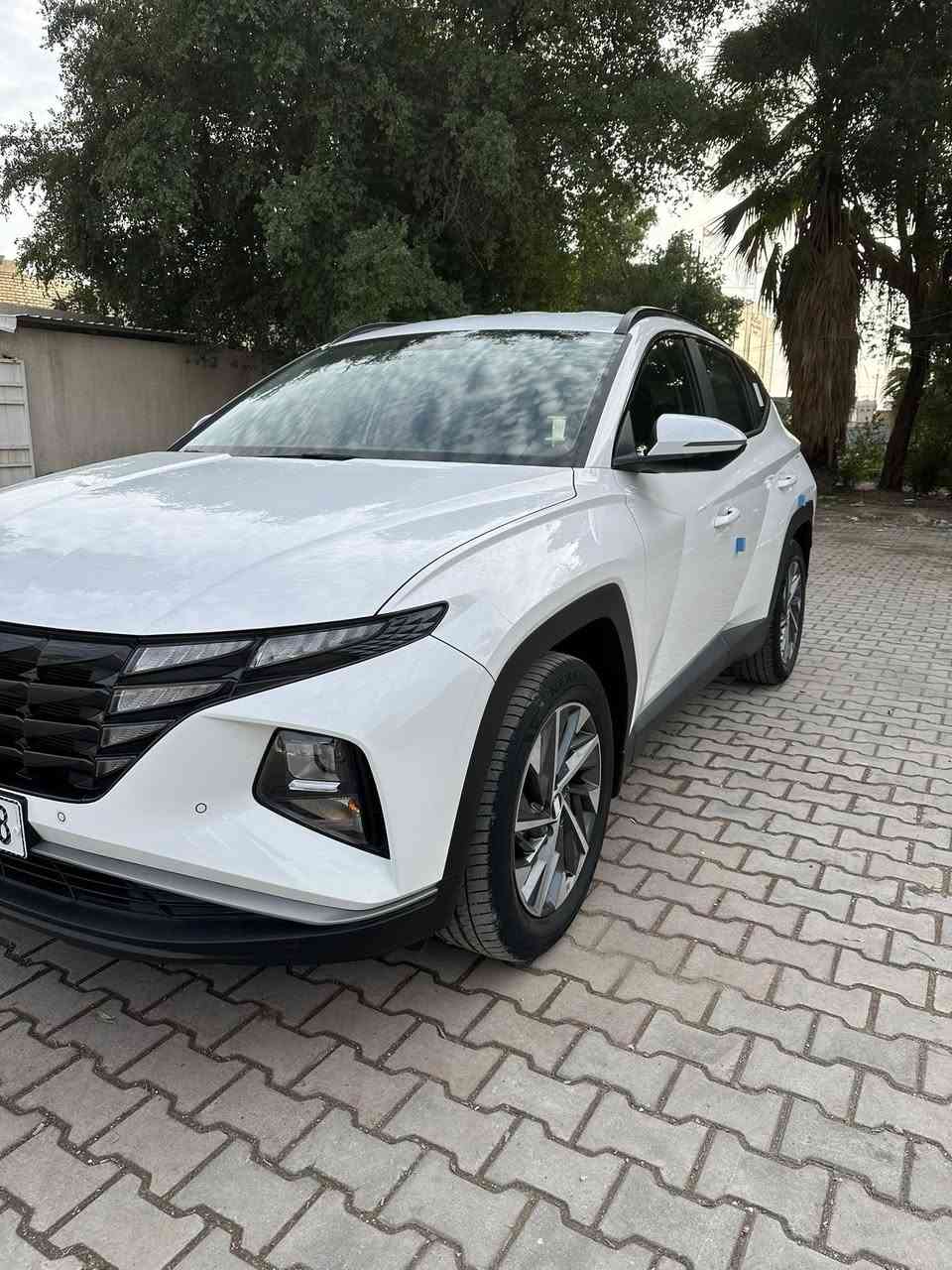 السلام عليكم للبيع توسان موديل 2021 خليجي ضمان شركة الت ساك مكفولة من الضربة والصبغ على وضع الشركة ماشية 34 رقم بغداد بأسمي السعر 198 وبيهة مجال للاستفسار *********** مكاني بغداد الكرخ
