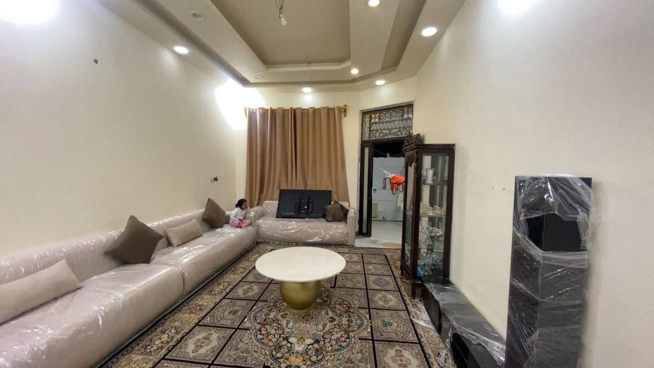 #اسعد_الله_اواقاتكم_بكل_خير⁉️👋
دار سكن للبيع 🏠🏠 
هاتف ☎️ ***********☎️

#المساحة::160متر

#العنوان:: البصرة أبو الخصيب منطقة أم النعاج 

#جنس_العقار::طابو مالك صرف زراعي باسم عراقي سند 25 وكالة ونصخ من الطابو ومكاتبة من المالك مباشره 

#يحتوي:: البيت على غرفتين٢ منام كبار 
وديوان 
ومطبخ وصالة 
وصحيات داخلي وخارجي 

شارع 12متر 
بناء طابوق شقل درجة أولى 🔐 

جميع الخدمات متوفرة ماء كهرباء مدارس نت كلشي قريب على 
#السعر((110مليون وبي مجال))
#اللاستفسار:: إلا تصال على الهاتف ☎️📞 
☎️((***********))☎️
               محمد
