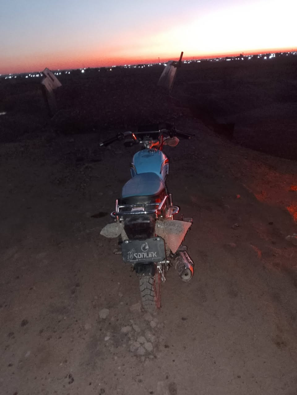 السلام عليكم موطور تايكر 2025 صار20يوم من مشدود بدهن الشركة بعدة السعر750 الشراي يتواصل وياي او يتصل على هاذ الرقم***********
