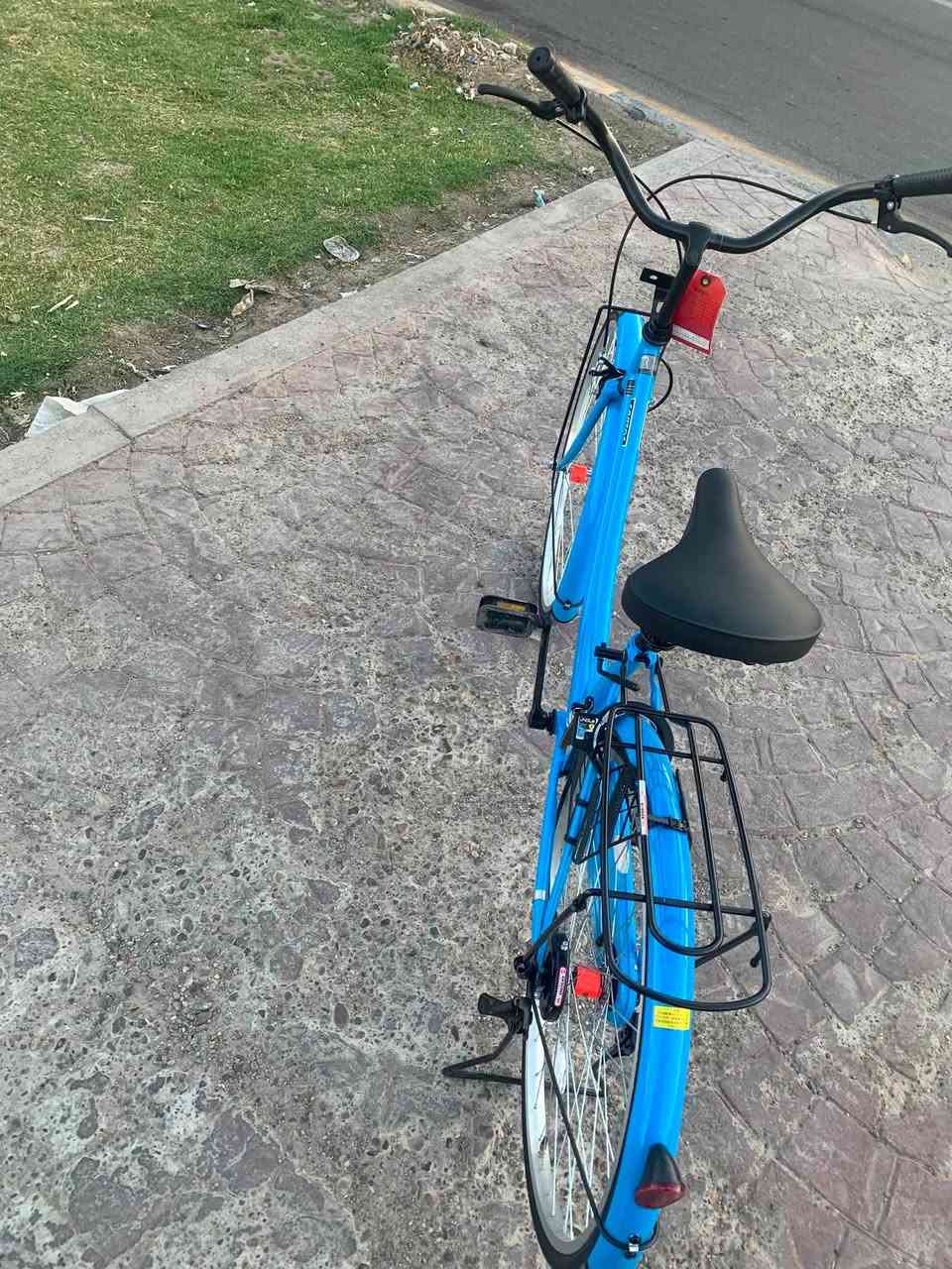 بالسكل للبيع سعر ١٥٠ كسر مكان حي جهاد ***********

