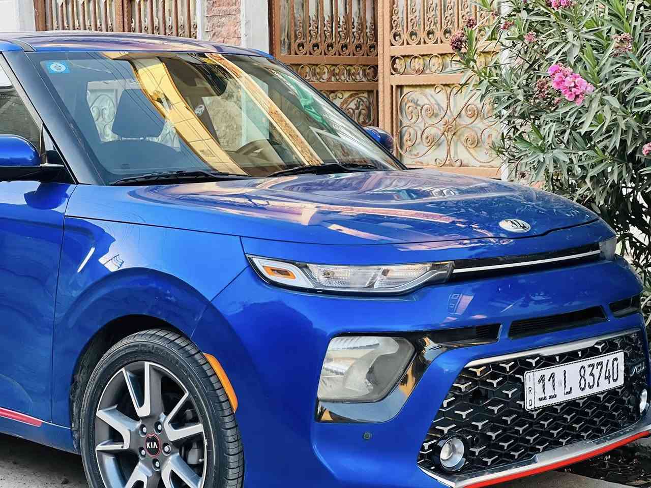 السلام عليكم
كيا صول 2020 جي تي لاين
رقم بغداد مشروع وطني بأسمي
شاشة كبيرة 
كاميرا دوارة
رادار امامي 
اطفاء ذاتي
ماشية ٥٣ الف قابل للزيادة 
بيها شبر بارد جاملغ امامي وتبديل بابين نفس اللون عكس السائق
السيارة بدون صبغ  
السعر 133 وبيها مجال
تفاصيل اكثر واتس اب
مكان السيارة بغداد / البلديات
***********
