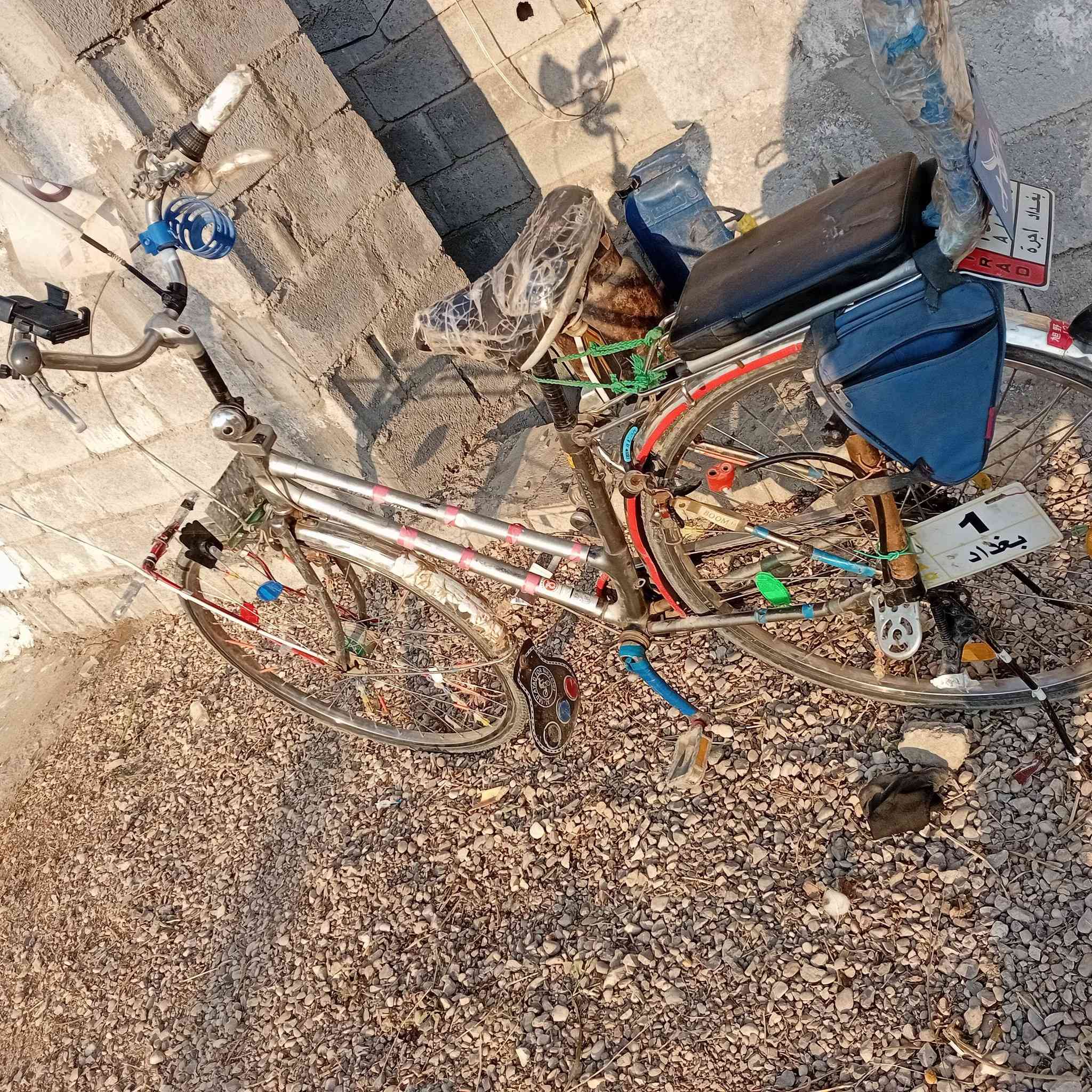 سلام عليكم بايسكل حجم 27 بايسكل كلش نضيف سعره 130 حساس كير ثلا ث نمر


**إذا كنت صاحب هذا الإعلان وتريد حذفه لأي سبب، رجاءا أرسل رسالة إلى الدعم الفني**