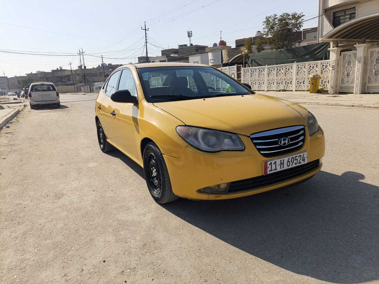 سلام عليكم الانتره 2010وارد امريكي حادث  بنيد دواخل
رقم بغداددولي مشروع وطني سنويه مجددا  مصفره  غرامات صدر جديد 
حجم محرك 2000مكفول من تنقيص و تبخير
تبريد شغال ثلج + تخم تاير جديد 

محرك 2000دوش  
العنوان بغداد السعر ( 92بيه مجال البسيط الشراي 
رقم هاتف ***********
