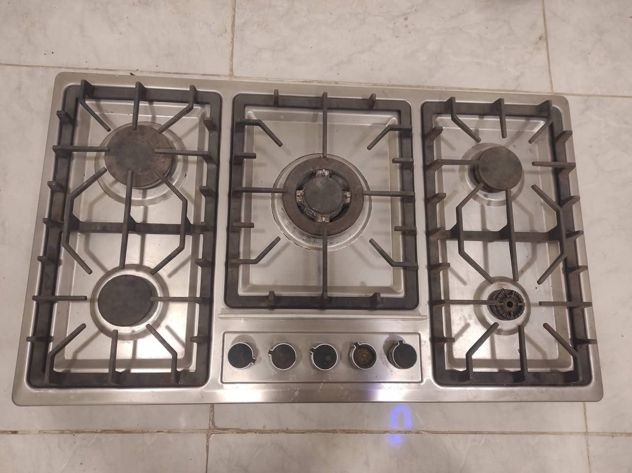 سعر 100.  بصره تنومه


**إذا كنت صاحب هذا الإعلان وتريد حذفه لأي سبب، رجاءا أرسل رسالة إلى الدعم الفني**