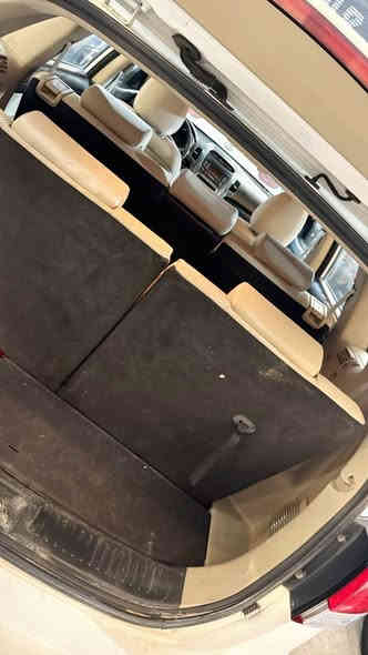 سورنتو خليجي موديل 2013 اثر شخوط انرش بيها ٣ قطع والسيارة مكفولة ومحرك ٢٤٠٠ ومال بيت وجناي وجاهزة من تخم تاير من صدر وترايك بيها للبصرة مكاني بغداد ***********
