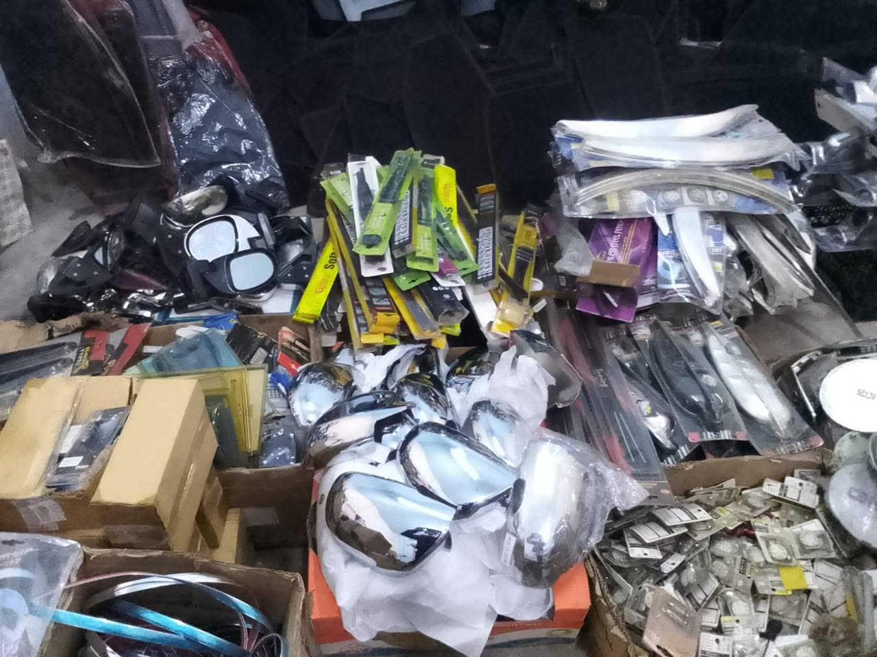 اي قطعه بربع دينار بتعدهم اولهم قطعه واخرهم قطعه للبيع كوم كامل مش مفرق اكسسوارات متعدده محل كامل مكمل 0775791358

فرش. ارضيات. ضواو عالي واطي. زوامير مساحات. مري.  مري نقل. طارات طواسي عجال حجم كبير وصغير. عدادات شمعه. ضواو  خطوط جنب. هوايات شبابيك. غطي تابله. ضواو سقف. برادي جنب. تضليل. واكسسوارات مشكله جميع انواع السيارات


**إذا كنت صاحب هذا الإعلان وتريد حذفه لأي سبب، رجاءا أرسل رسالة إلى الدعم الفني**