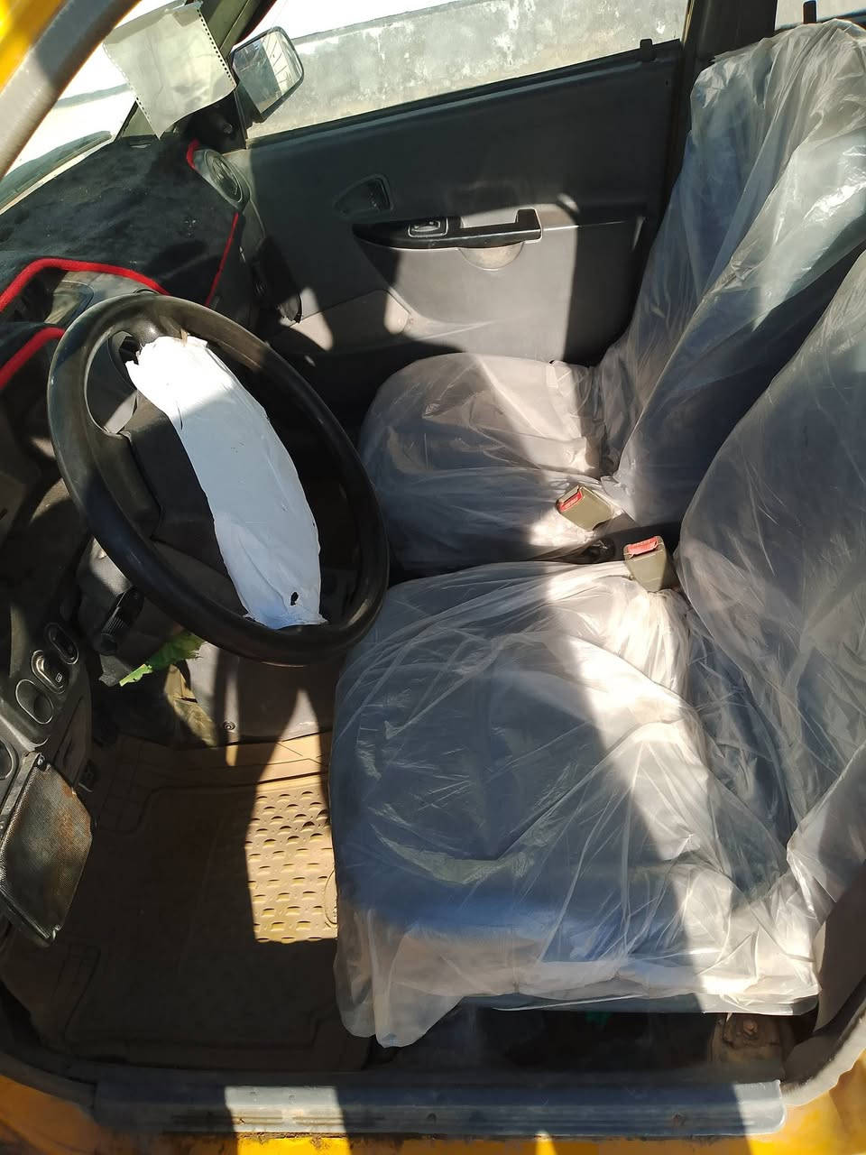 سلام عليكم سايبه موديل 12 مكينه وكير شرط تخم تيار سياره كشرها صافي مكينه جديد حداديه رقم وسط بسمي غرمات وهيىه على مشتري ماعرف شكد عليها سعر  13 وبيه مجال بسيط  سياره جاهز  كبل الشارع   مكاني بالديوانيه قضاء الدغار   ***********
