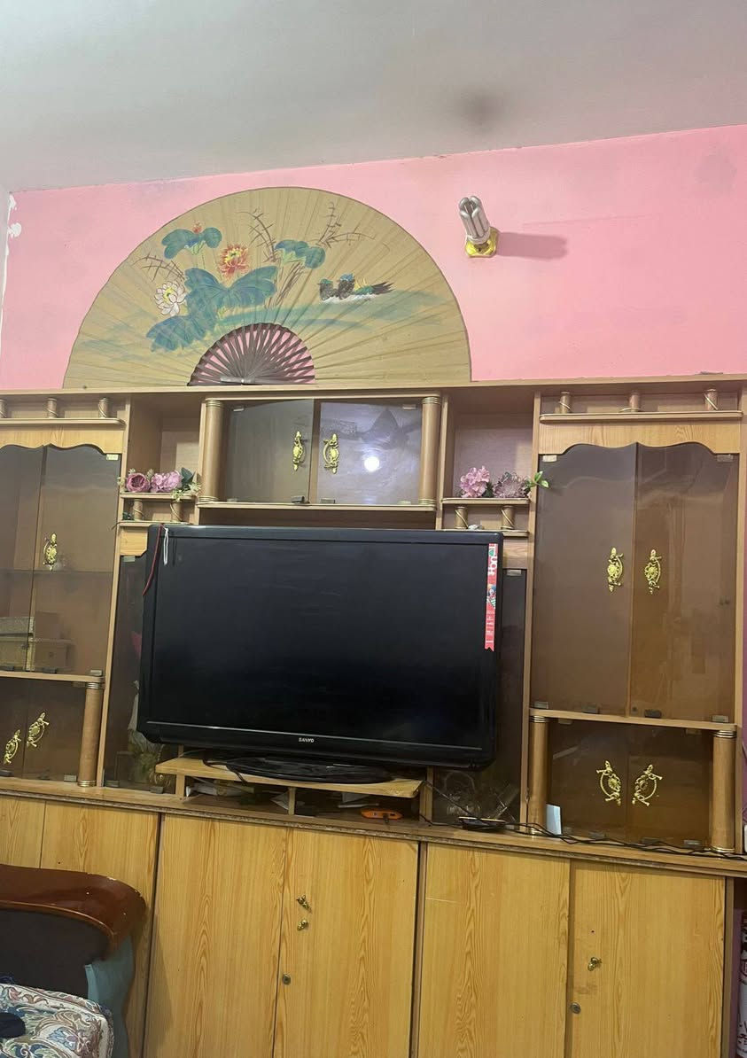 قنفات 5 قطع 10 مقاعد 350 وبيهن مجال
معرض 125 وبي مجال عنوان حكيميه


**إذا كنت صاحب هذا الإعلان وتريد حذفه لأي سبب، رجاءا أرسل رسالة إلى الدعم الفني**