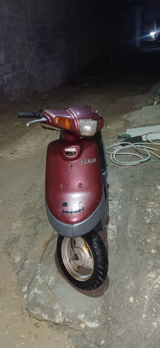 السلام عليكم دراجه موديل 99 مقفوله كفاله عامه شخطه ما بيها ولا مفتوحه
***********
👍
