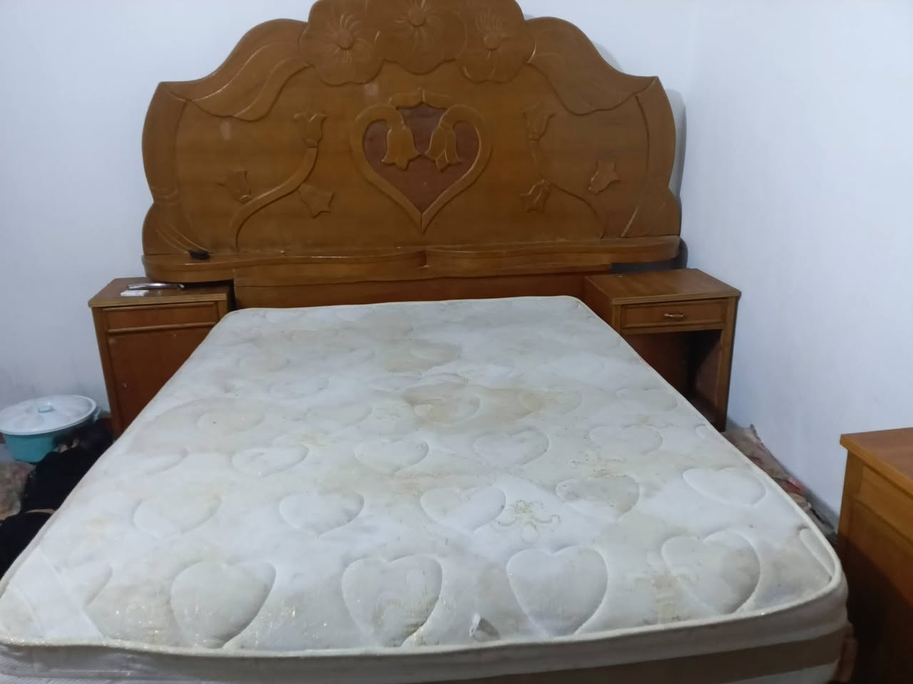 سلام عليكم جربايه وكنتور للبيع مكاني كربلاء حي الرباب قرب صيطرت الابراهيميه السعر 125وبيهن مجال للاستفسار الاتصال ***********
