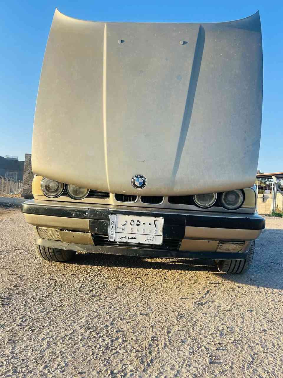 BMW 535i…
المواصفات/ 1992

"مكينه .مفتوح 

"كير. عادي 

"تايرات .جدد 

"باتريي .جديد 

"صدر اماني خلفي 100%

"سنويتها 2027 بسمنه 

"سياره خير من لله مناقصها شي 

$42مجال للستفسار ***********/***********
