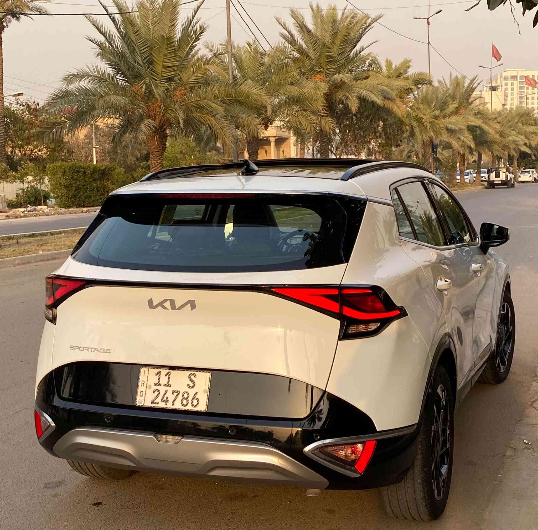 السلام عليكم للبيع كيا سبورتج خليجي 2024 فول مواصفات ال جي تي لاين ماشية 24 الف فقط 
مكفولة كفالة من كلشي بعده ع وضع الزيرو 
(بانوراما -٣بصمات - شاشة وكامرة - كشنات كلهن كهرباء - حجل اسود لامع فقط بالفول هاذا - شفتات ستيرن - تدفئة ستيرت وكشنات -مودات قيادة ) وباقي المواصفات المعروفة 

السعر 238 ورقة وبيها مجال 
للاتصال ***********

السيارة ب اسمي سنوية وارقام وهزة كله جديد بغداد, العراق
