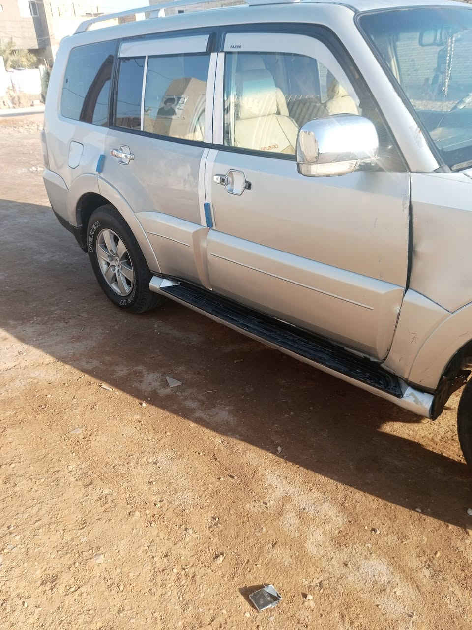 باجيرو 2008
بيه قطع صبغ موجود ب سونار 
عليه مشكله 
ابيع كوم حديد 
رقم صدامي 
قادسيه 
مكاتبه فقط
اسوي
المكان العماره 
سعر 53
وبيه مجال 
رقم الهاتف ***********
