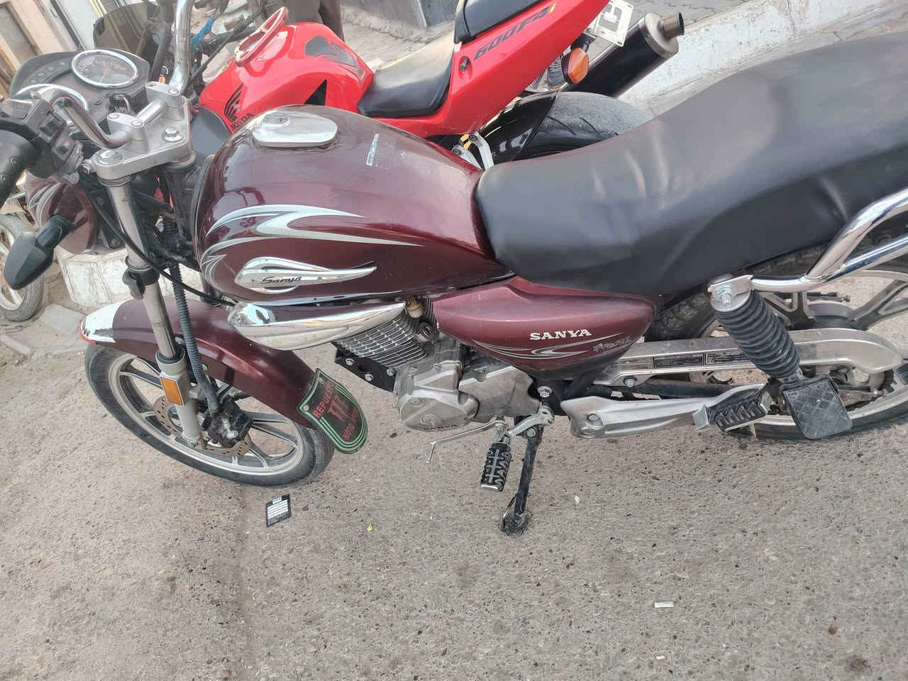 سلام عليكم دراجه سني للبيع مكينه ممفتوحه موديل ٢٠٢١ مناقصهه اي شي
سعر ٦٥٠ بيهه مجال مكاني بعقوبة بهرز
***********
