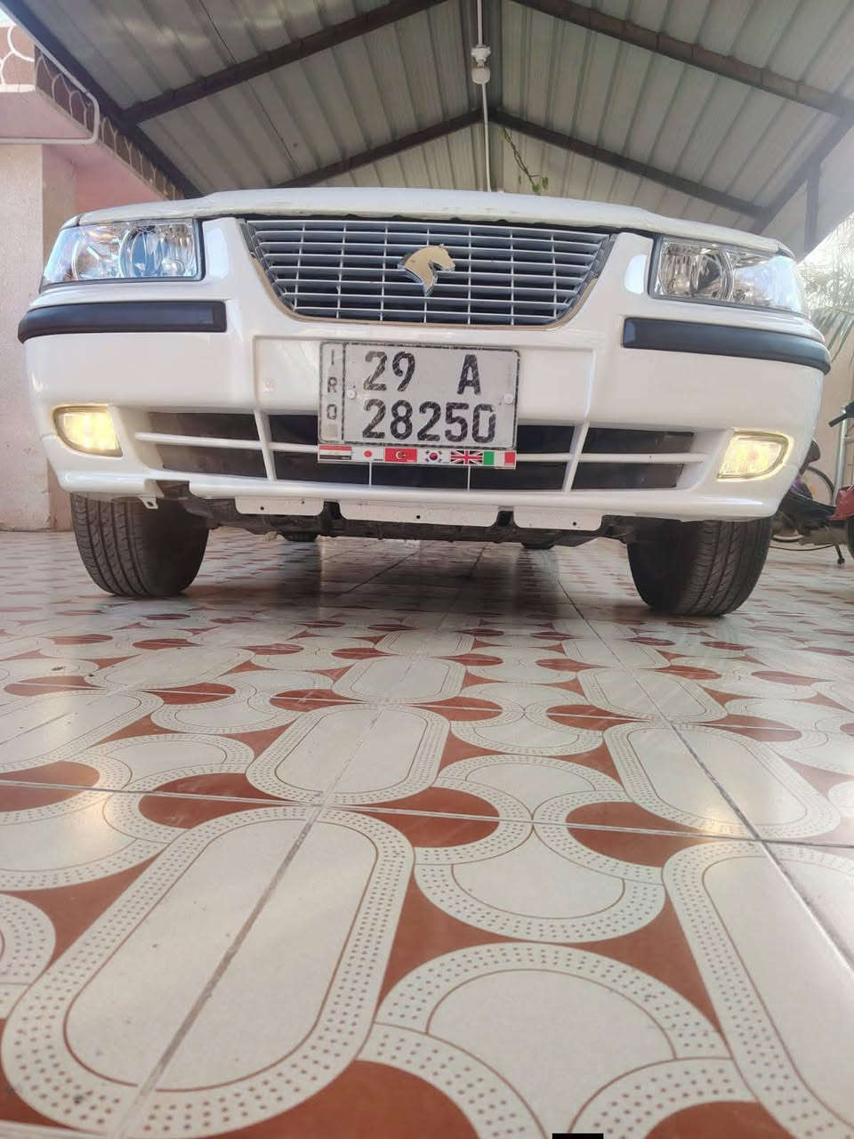 لبيع 2011 محدث 17 واسط شرط تحويل مكفواله كفاله عامه تبريد شغل تخم تاير جديد سياره جهازه ***********
