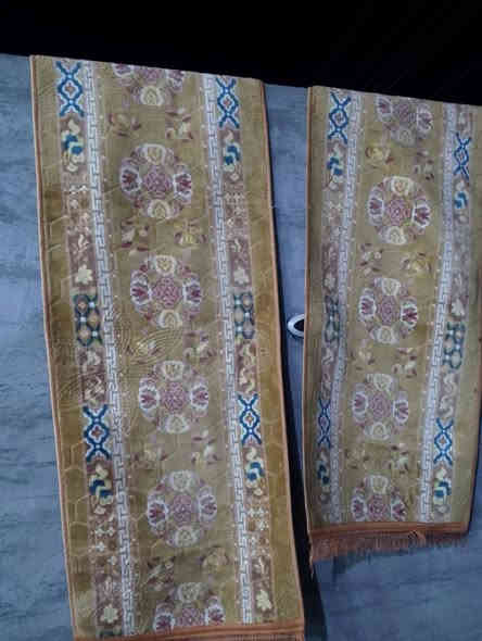 زولية 2ب3 قديفه 
مدات طول الوحده 3متر. السعر 35 جدد مامستخدمات
العنوان صقلاوية 
 ***********بي واتساب
