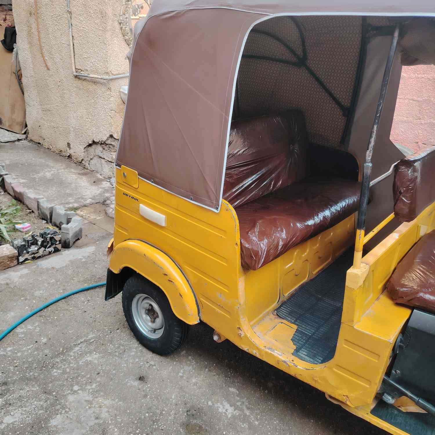 سلام عليكم تكتك البيع موديل 19اورق السبعه اصليه مكاني الحسينيه مال راشديه سعر 4700وببه مجال الطيبين***********
