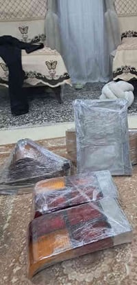 للبيع بكلايت عدد زوج اصلي شركة فالفو  زاد زوج ليت اصلي شركة زاد زوج عط...