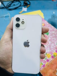 آيفون ١٢ • ١٢٨ • ممفتوح