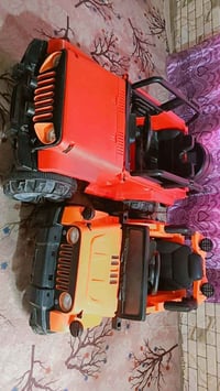 سيارة أطفال • نضاف • النجف