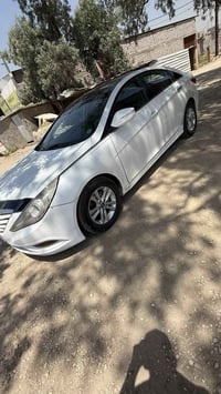 سوناته • ٢٠١١ • مكينة ٢٤٠٠