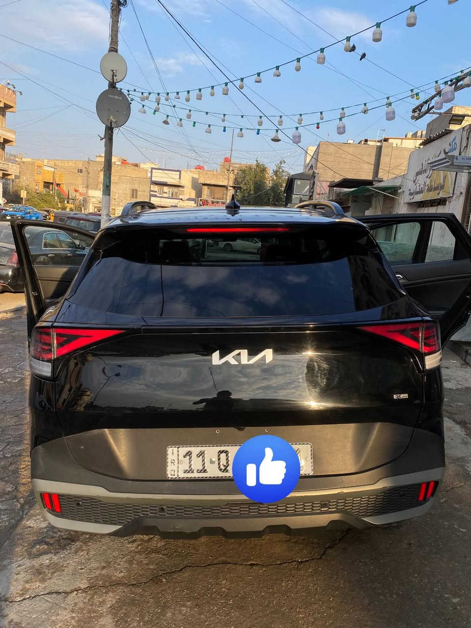 سبورتج اكس برو برستيج2023
فول مواصفات 
١ على ١ 
رادارات امامية وخلفية وجانبية 
مثبت سرعة ذكي 
فور ويل 
تبريد وتدفئة بالمقاعد
بانوراما
كاميرات محيطية 
وضعيات قيادة
حادثها جانبي باب السايق والجاملغ 
السيارة استخدام شخصي واحلى من الصور
سعرها 230 وبيها مجال
عنواني حي العدل
***********
