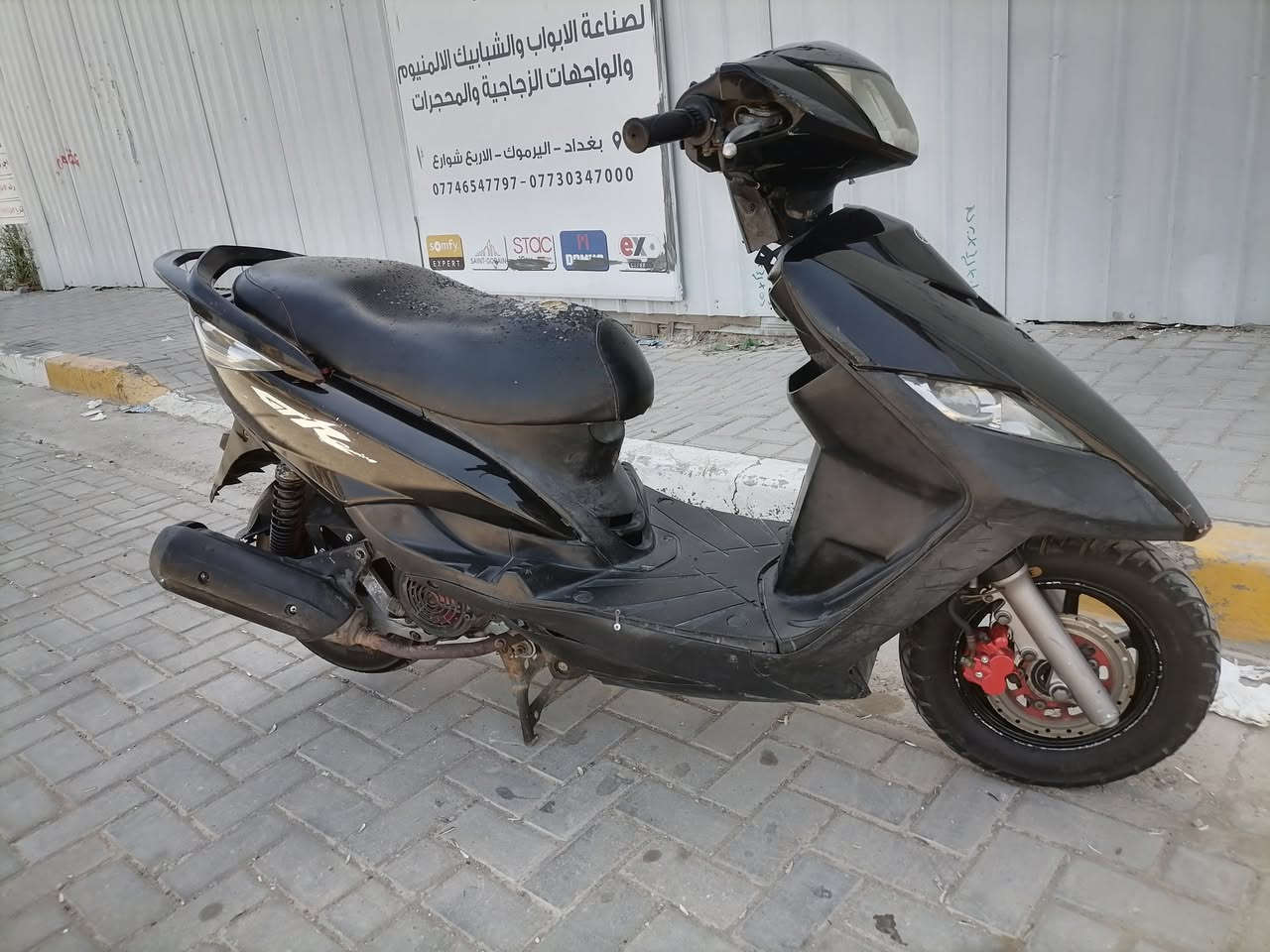 دراجة ماكس ثعلب كلهة شغالة سلف هندر كهربايات الدراجة اي نقص مابيهة الدراجة مكفولة كفالة عامة جيب وياك فيتر وفحص مكينة خرسة ماتسمع صوتهة السعر 550 المكان بغداد البياع حي العامل الرقم ***********
