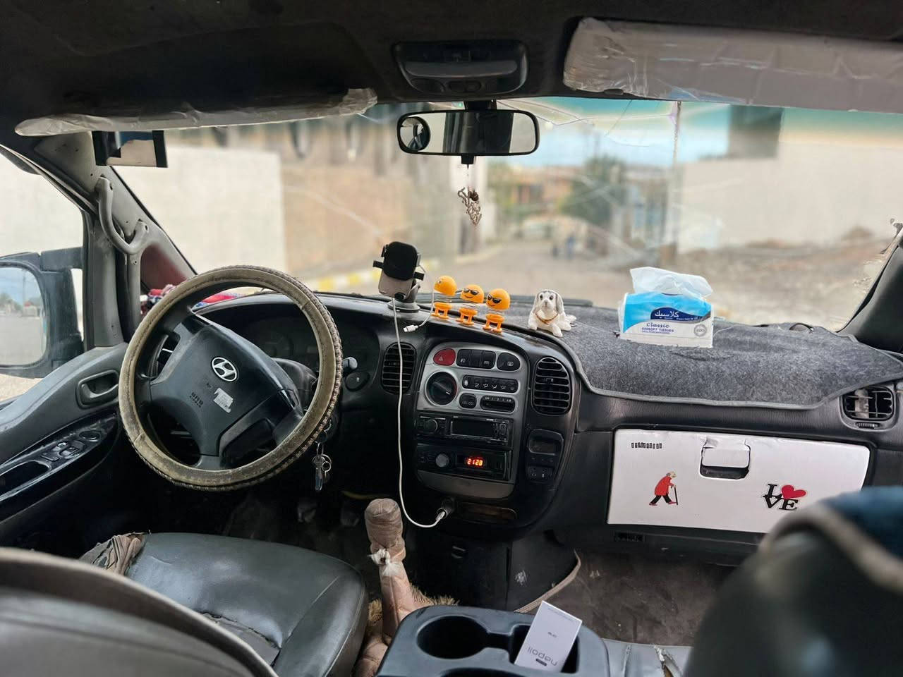 من رخصت الدمن ستاركس ٢٠٠٥كير محرك اكسل خير من الله الشاصي كفاله رقم انكليزي باسمي داينمو باتري سوبر جدد شادهن تيارات نص عمر داخل حلو الكهربايات كلها شغاله ماعده الستاب مكان ديالى جلولاء (المحرك صارله ٦اشهر حاويه تبريد نقص بس غاز) ***********
