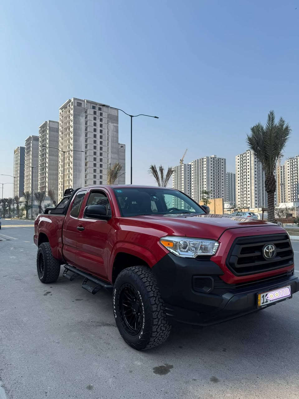 السلام عليكم للبيع تاكوما موديل 2022 رقم بغداد تحويل ثاني يوم مكينه 2700 / اوتو هولد رادار  كروز سرعه  ضررها جاملغ خلفي وشويه بالباب الخلفيه موجود بالصور سعرها 225  وبيها مجال مكاني بغداد حي الجهاد حي الحسين ***********
