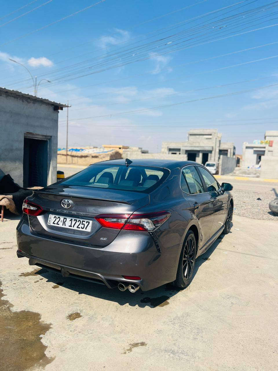 السلام عليكم
تويتا كامري2023 للبيع 
رقم اربيل باسمي
مواصفات. SE
سياره ماشيه 40mi
كير شرط 
محرك شرط 
طخم تايرات جدد
صدر جديد 
تبريد تدفئه شرط
بلنسبه للضرر السياره موجود رقم شاصي
4T1G11AKgPU120427
شرط بدون دواخل 
سياره ميعوزه برقي 
السعررر 155وبيها مجال 
مكان الشرقاط الساحل الايسر عوجيله 
الستفسار ع خط ***********📞📞
