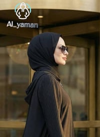 عباية نسائية • قماش برادا • مقاسات ٤٠-٥٠