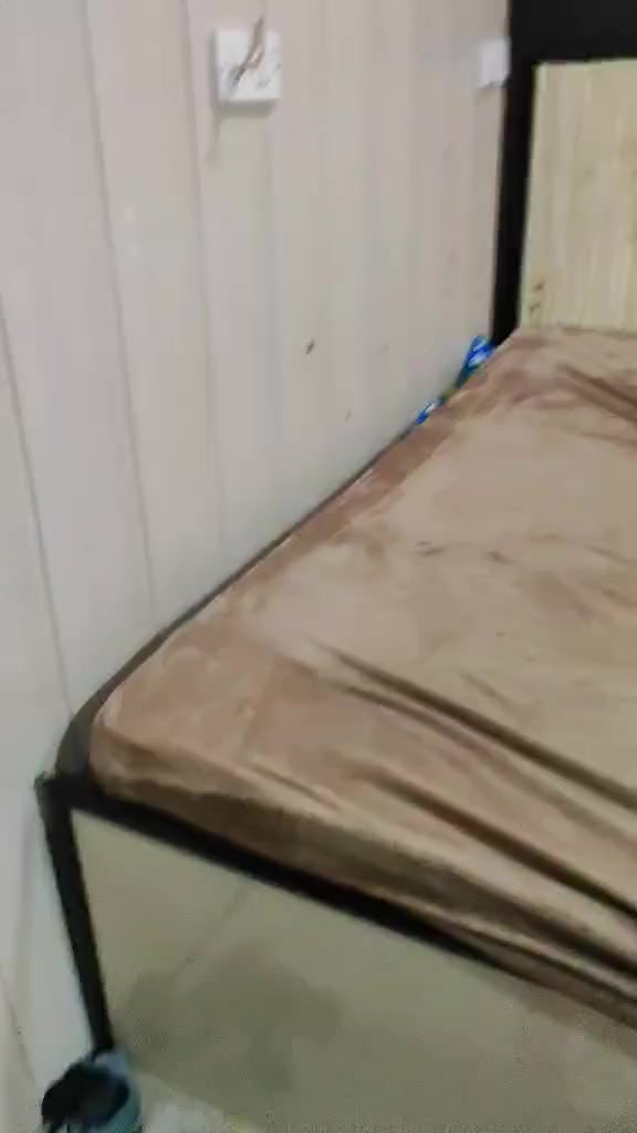 دەسکردە جێگای سێ کەسە دۆشەکیدوونەفەری؟و یەک نەفەریشی لەسەرە نرخی پارەی یەک دۆشەکە سیسەمی ڕەختەوباش لەڕانیە


**إذا كنت صاحب هذا الإعلان وتريد حذفه لأي سبب، رجاءا أرسل رسالة إلى الدعم الفني**