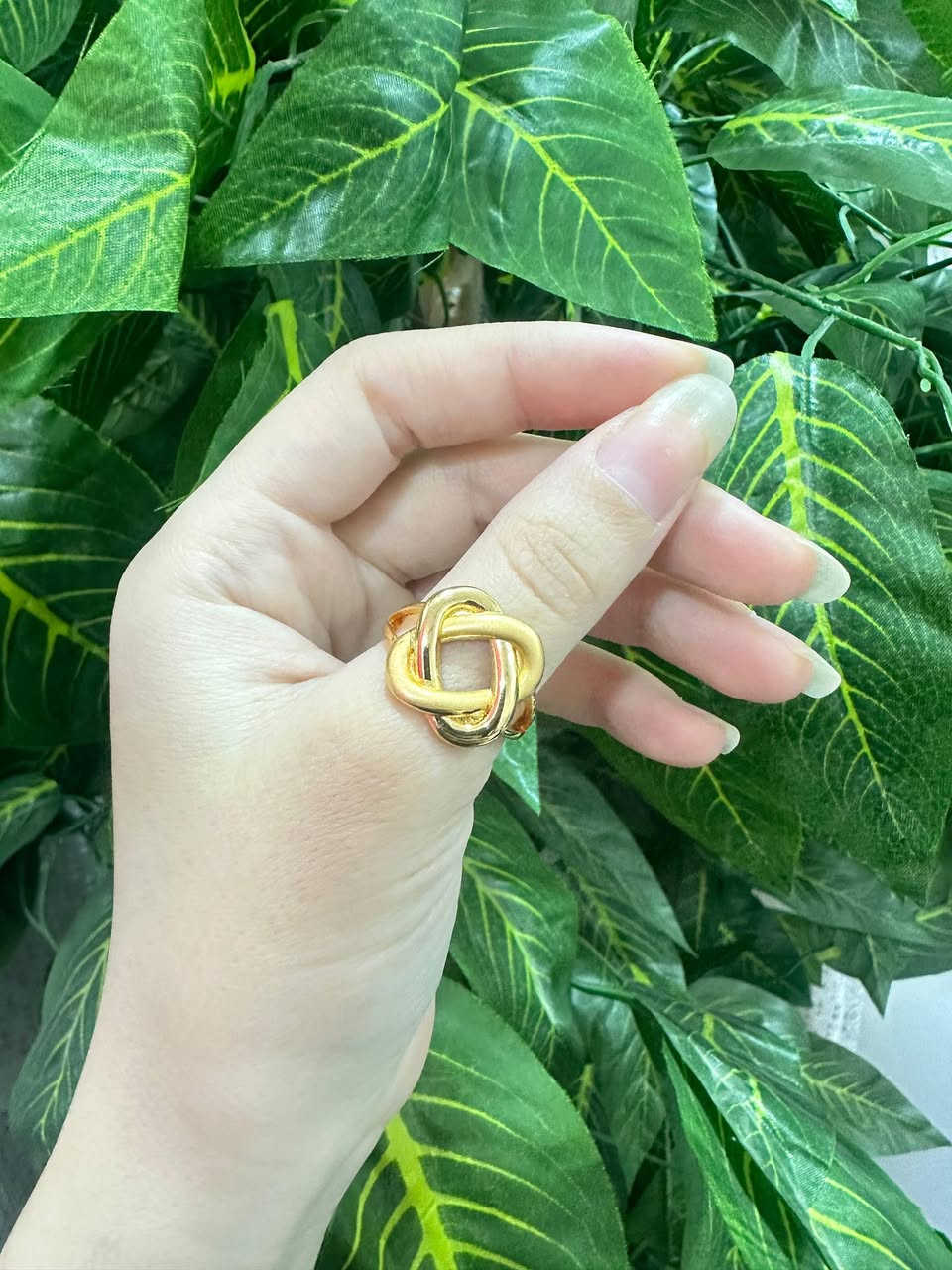 السلام عليكم اشكال وموديلات المحابس سعر القطعة على الف دينار
يوجد توصيل داخل سبع البور سعر التوصيل الف
رقم/*********** او خاص
