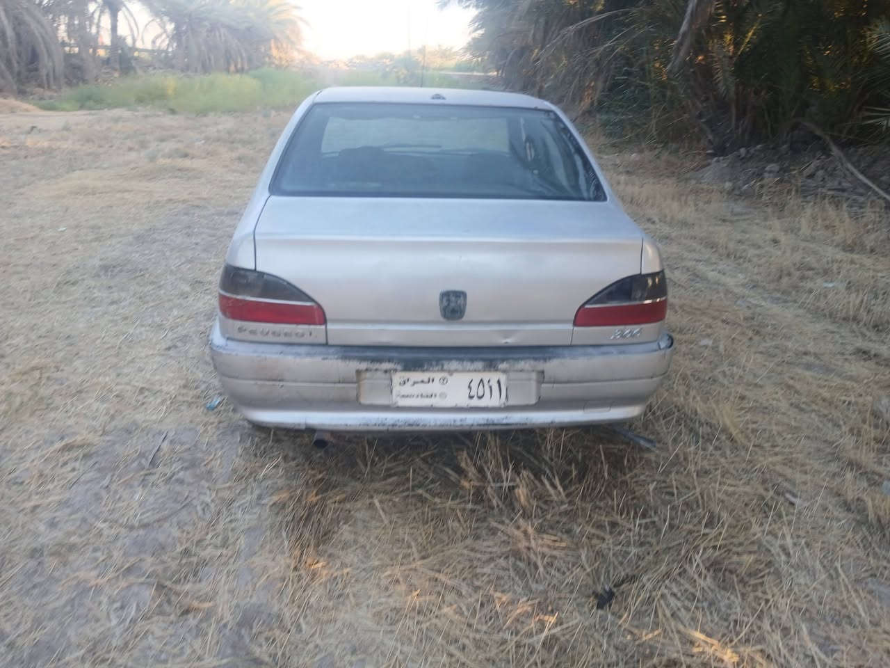 بيجو فرنسي موديل ٢٠٠٢رقم قادسيه راعيه بديوانيه ماندله بدون تحويل سعر ١٣ مكان نجف ***********
