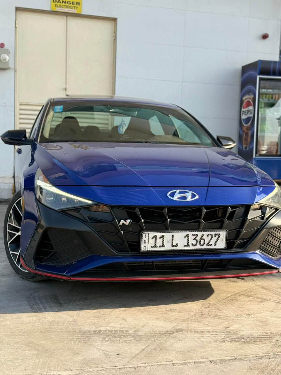الانترا N  2022 فول مواصفات قطعتين بدون دواخل كير DCT مكينة 2.0 تيربو 290 hp صاروخ ويل 19 فج بريك n رول كيج خلفي كشن كنتاره وجلد سستم صوت Boos مكاني بغداد للمراوس بجارجر اوباما *********** حديث 20 وفوك ونتفاهم ع سعر سيارتين

