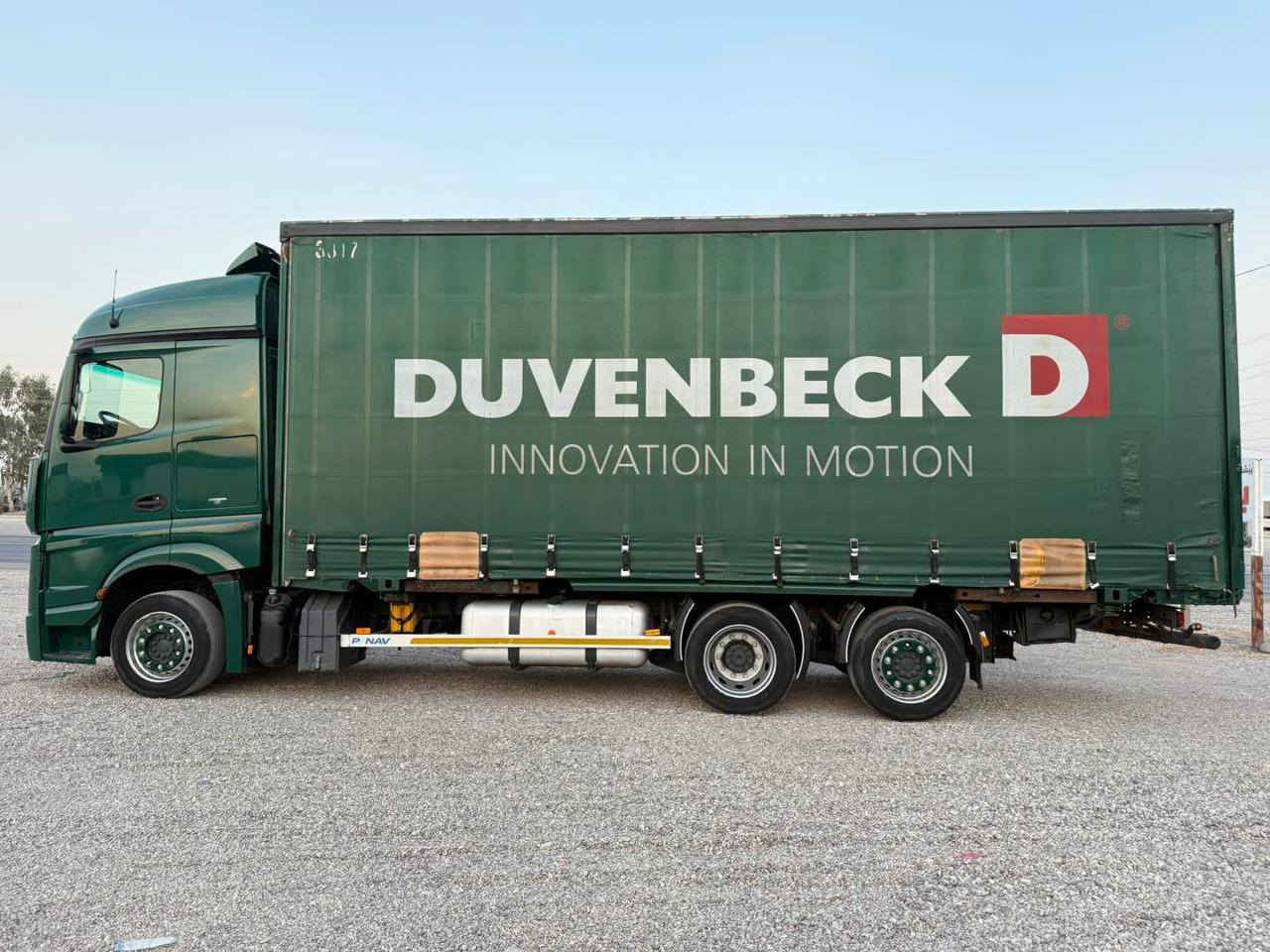 سلام عليكم بودي اكتروز وحش لببع جديد حلو الطول 750 العرض 250 الرتفاع 3 متر بودي جاهز عل شغل رقم هاتف ***********
