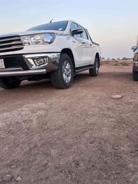 هايلوكس ١٧مكفوله   ماشيه ١٧٧ السعر ٢٦٥بيه مجال بسيط ٠٧٧٢٩٤٩٧٣٣٧ رقم بغ...