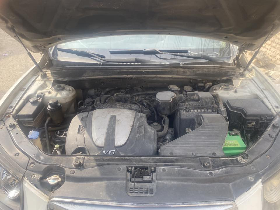 سنتافيا 2012 خليجي
فول موصفات 
رقم بغداد
بصمة
7راكب
3قطع تبريد
V6 3500 
مكينة وكير كفالة
ماشيا265 كم
والضرر مثل ماوضح بل سونار
السعر 120 وبيها مجال
مكاني بغداد 
رقم ***********
