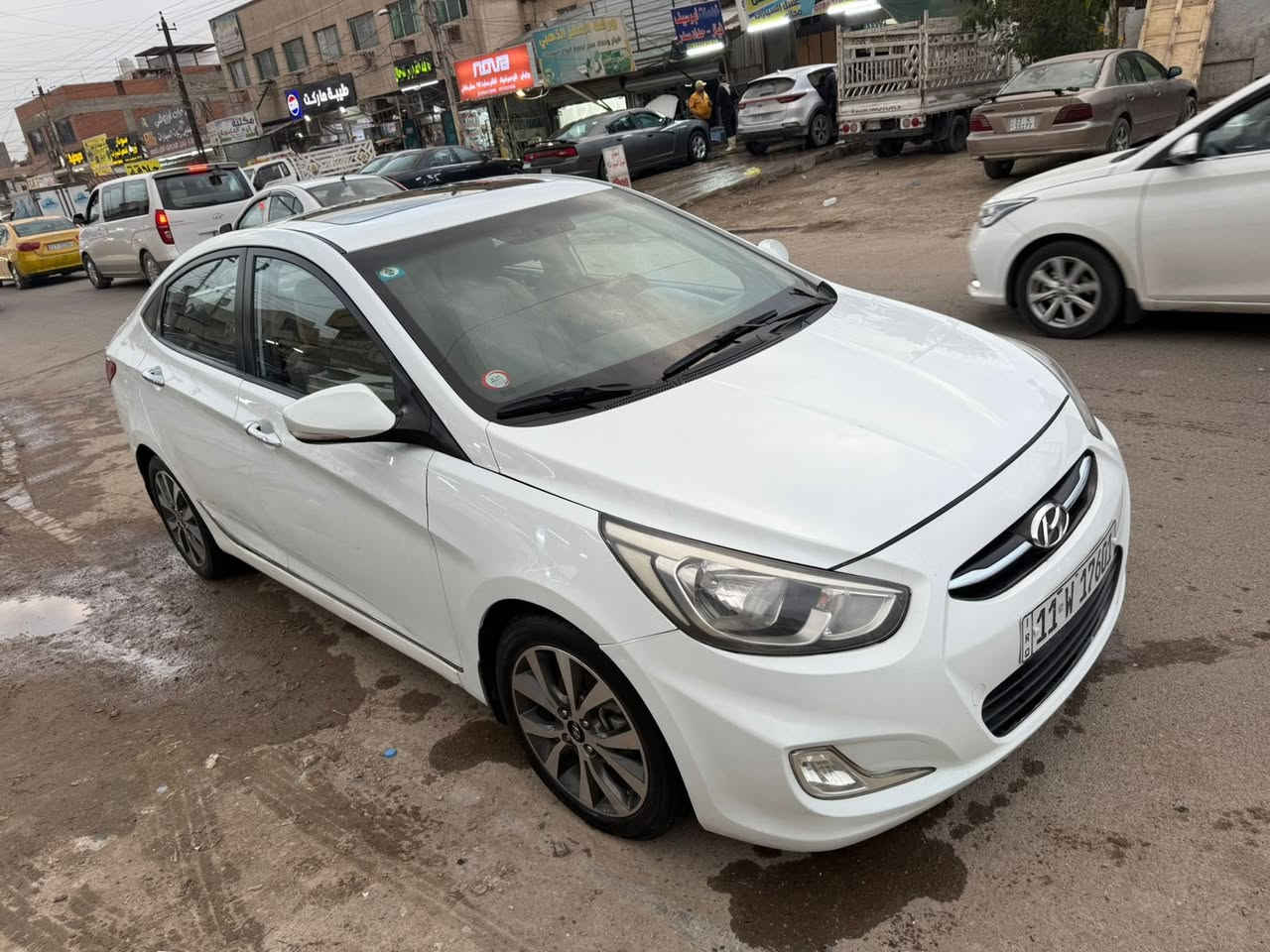 للبيع اكسنت خليجي موديل (2016) محرك دوش (1600) ماشيه (123) ألف كيلو متر  فول مواصفات  رقم بغداد جديد بسمي مكفوله فقط شبر بالباب الخلفي صبغ ومكانات بادر كما موضح بالسونار مرفق مع الصور سيارة جاهزه مابيها أي نقص تبريد محرك كير تايرات صدر كلها جيد جداً / العنوان/بغدادالعامرية /شارع العمل الشعبي /السعر (115$)ورقة وبيها مجال الاتصال عالرقم او وتساب فقط رجاءً مامتواجد عالفيس (***********)
