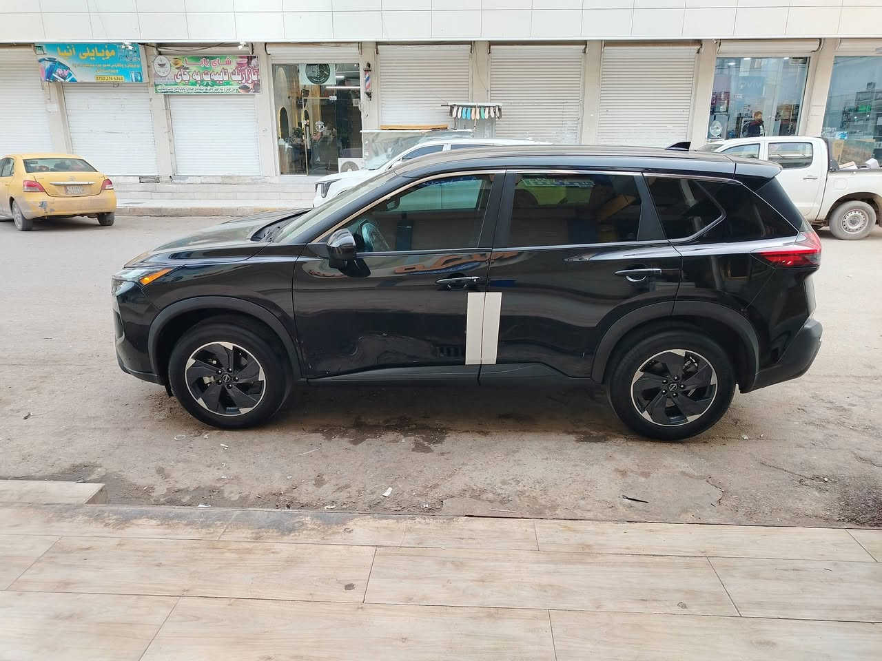 سلام عليكم اخوان للبيع نيسان روج موديل 2024 ماشي 18 الف مايل مواصفات SV سياره كلين بدون صبغ بدون دواخل بدون ارباك بدون تعديل بدون شخوط بدون رصعه سياره شرط بجم خلفي كبس سياره خير من الله بدون اي نواقص كولشي بيها شرط فحص صور حادث موجود داخل منشور مكاني كركوك سعر خابر تدلل ملاحظه سياره كاتي تترقم شمالي. ***********
