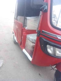 تك تك تي في إس للبيع موديل 2022 رقم وسنوية باسمي تكتك نضيفه وحلوه  مكف...