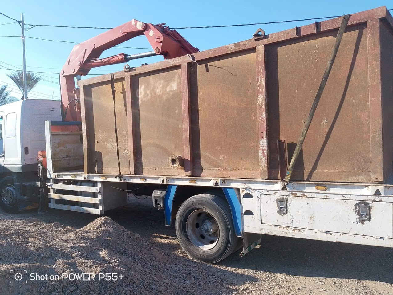 السلام عليكم تانكي للبيع السعه 16 الف استفسار اتصل على الرقم ‏‪***********‬‏
