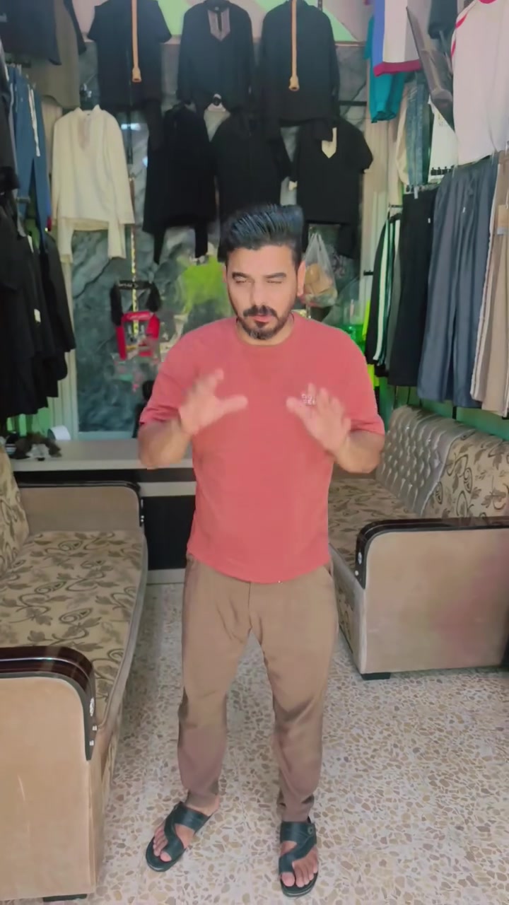 كلشي بلاااش 😍 
اكثر مشاركات بهذا المنشور يربح رصيد 10 
عروض بكل المحل تصفيه بالملابس 
اي شي ب 5000 ما عدى التراكات 
تراكات محرم و الشور ب 15 الف 
الي ياخذهن شلعه انطي هواي شغلات بلاش مجانآ 😍 
العنوان حله ابي غرق شارع المركز ثاني فرع ع اليسار بفرع فرن الصمون و المكوى اخر محل ع اليمين مقابل منتزه المدارس قرب ساهر البغدادي و سامر ابو البليات 
***********
