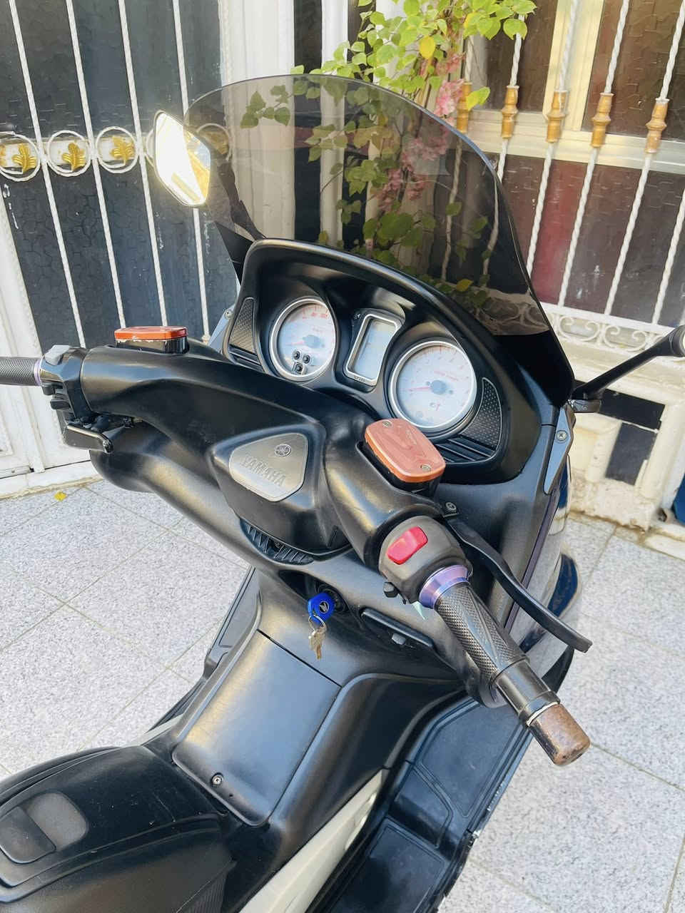 سلام عليكم
2008 سكيورتي 

 مكاني حله 

   

***********.  

مكينه ما ملعوب بيه 

سعر 20 وبيه مجال للشراي
