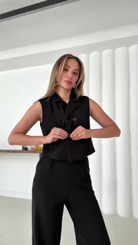 شروات نسائية • زارا كريب • مقاس ٣٨-٤٦