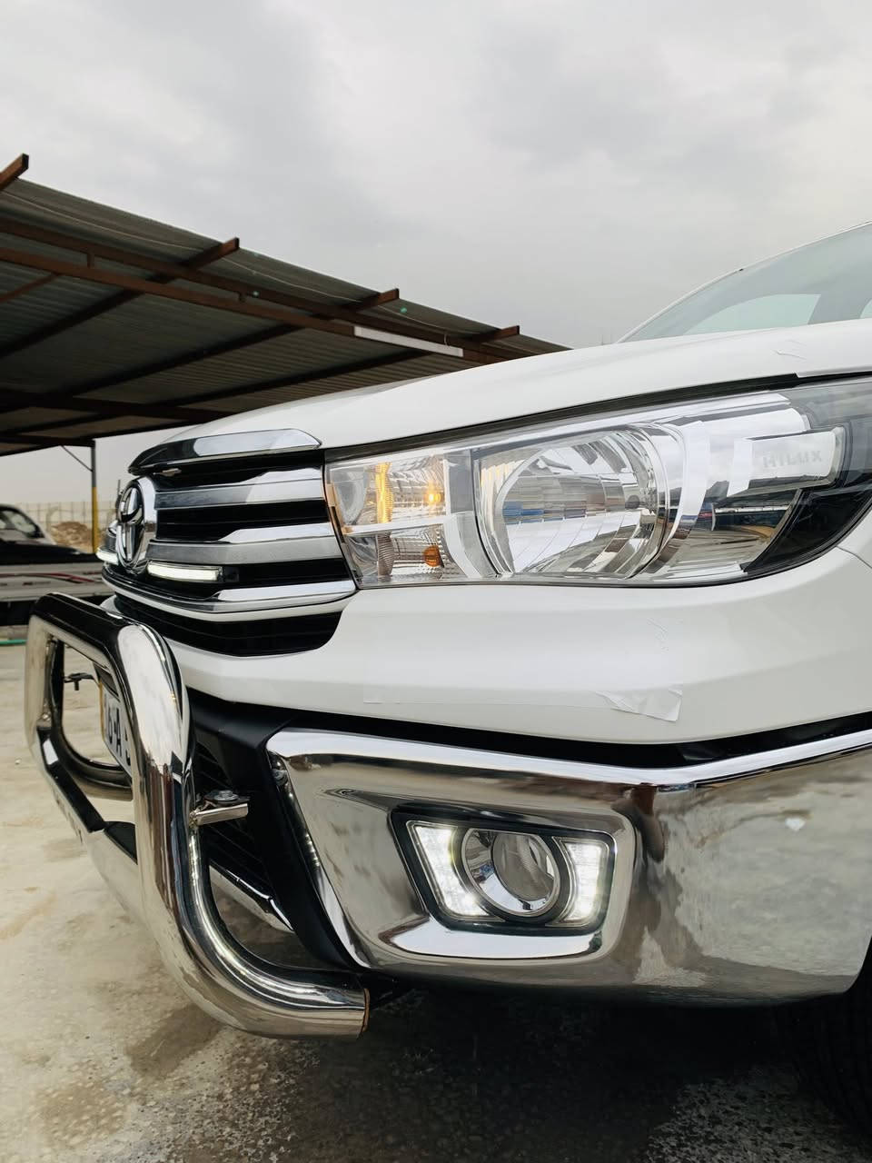 آللهم صلِ على محمد وآل محمد 
 تيوتا هايلوكس 
كويتي وارد الساير
موديل 2024 
رقم قادسيه دولي 
كفاله عامه بيهه فقط pdr بالجاملغ الخلفي موضح بالصور 
عداد المشي 25 الف فقط 
درع امامي 
بجم فول لد 
شاشه كامره حساس 
مكان السياره الديوانيه 
السعر 300 
للأستفسار 
***********
