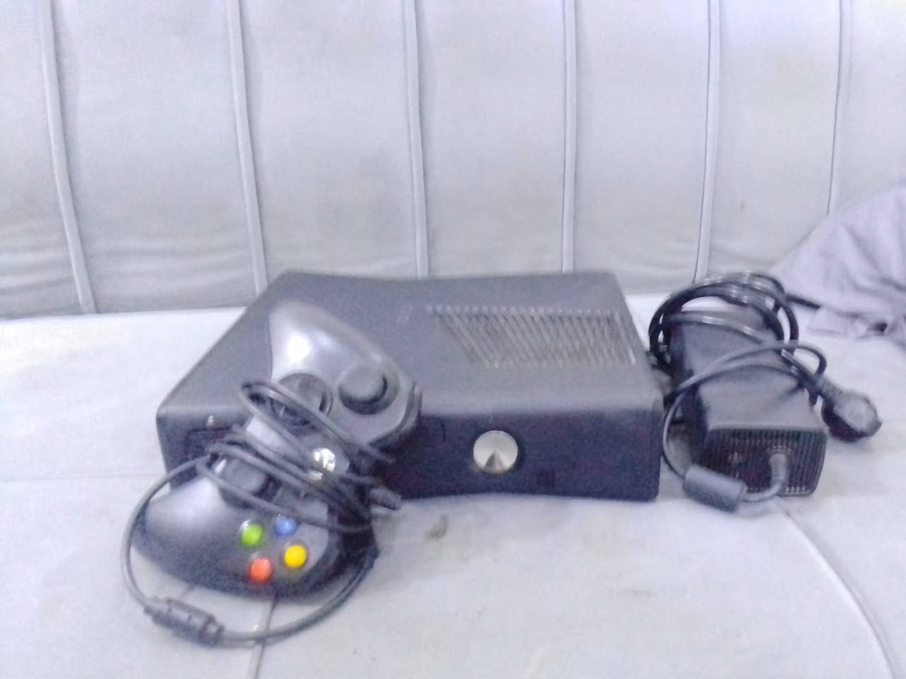 اكس بوكس 360 مبدأ بي شي السعر180رقم ***********
