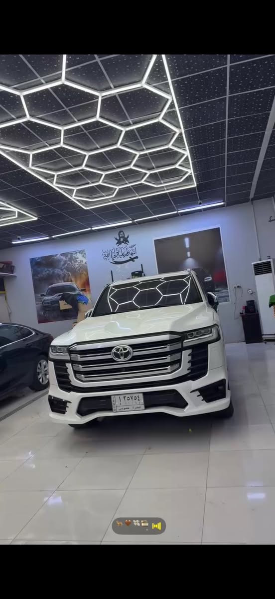 لاندكروز 2022VXR
ماشيه 90 الف km 
رقم بصره باسمي تحويل ثاني يوم
كفاله من صبغ بيه بس بارد كد صبع بلجاملغق عكس سايق 
عل وضع شركه سياره جديده مبعنى كلمه 
مغلفه نانو بلكامل 
ام ضمان SAS 
معروفه مواصفات vxr دواخل احمر فول لكزز اعلى فئه 
عنواني بصره معقل 
سعر 670 وبيه مجال 
يعني ست شدات وسبعين ورقه 
المو شراي لا بتعبني 
رقم هاتف ‭ ***********‬
***********
