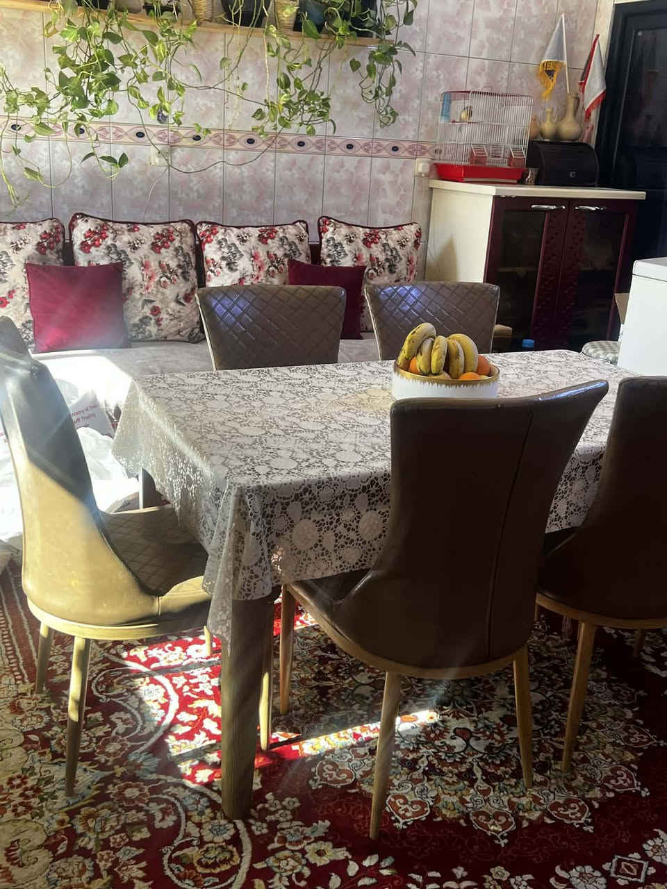 المكان البلديات اليو ان ميز طعام 5كراسي مابي اي ضرر او كسر خشب الارجل و الكراسي جلد السعر 150 بي ومجال لايوجد توصيل


**إذا كنت صاحب هذا الإعلان وتريد حذفه لأي سبب، رجاءا أرسل رسالة إلى الدعم الفني**